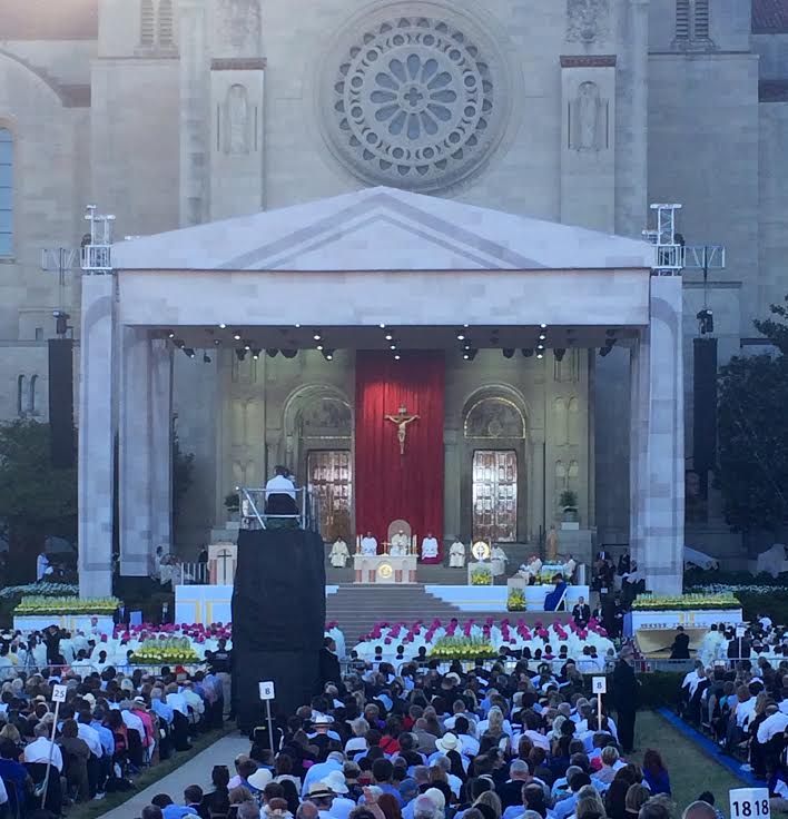 25,000 on the Basilica Lawn, While Some Avoid the Crowds